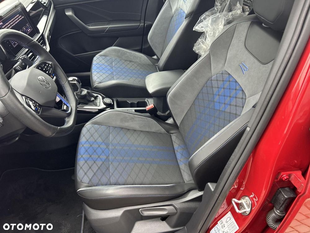 Volkswagen T-Roc - 12