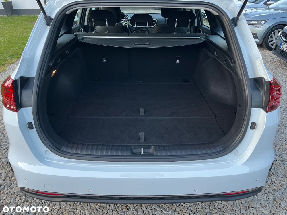 Kia Ceed 1.5 T-GDI M - 17