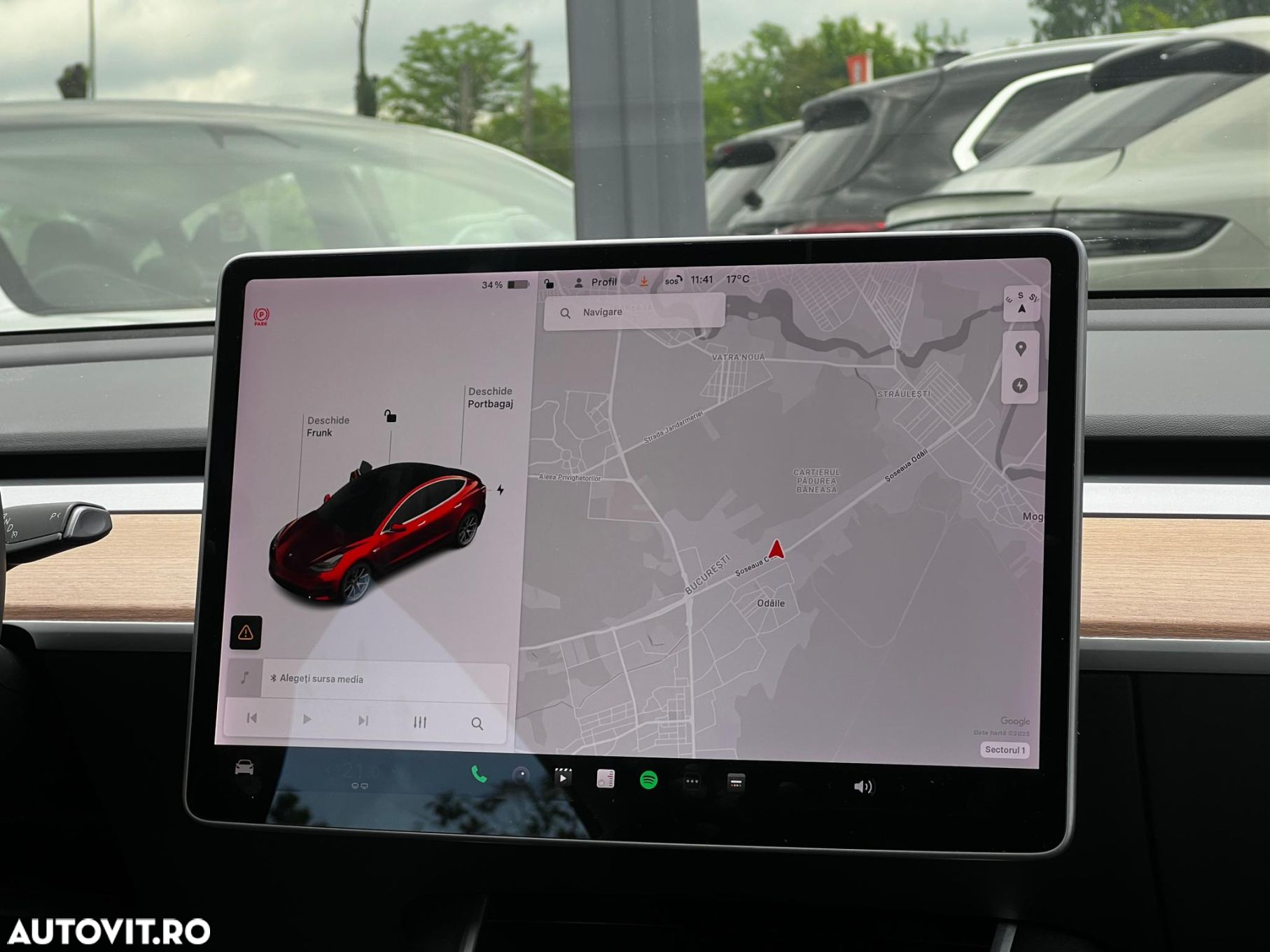 Tesla Model 3 - 12