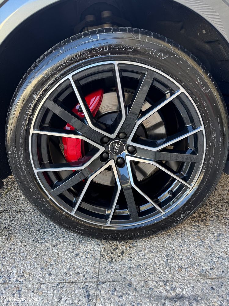 Audi Q8 60 TFSIe quattro S line Tiptronic - 24