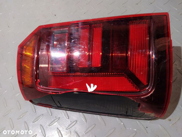 VW Caddy IV Lampa Tył