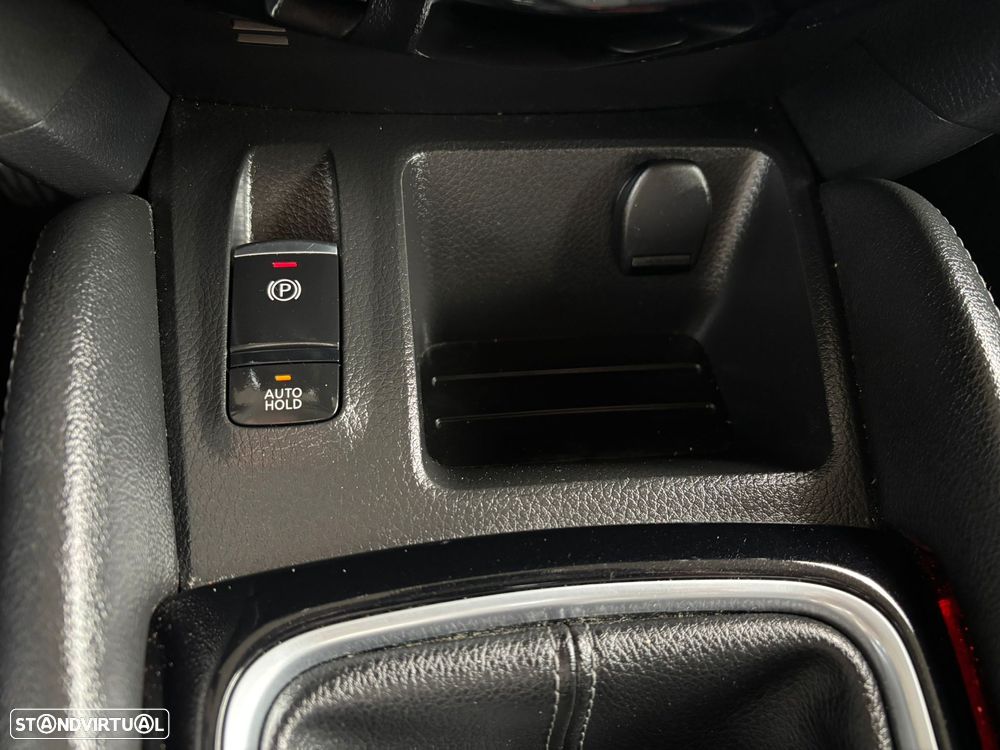 Nissan Qashqai 1.5 dCi Tekna Premium - 19