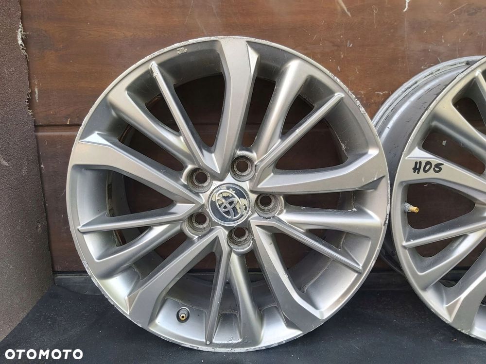 Toyota Yaris Cross Auris Corolla Avensis Alufelgi 17 5x114,3 7J et45 - 3