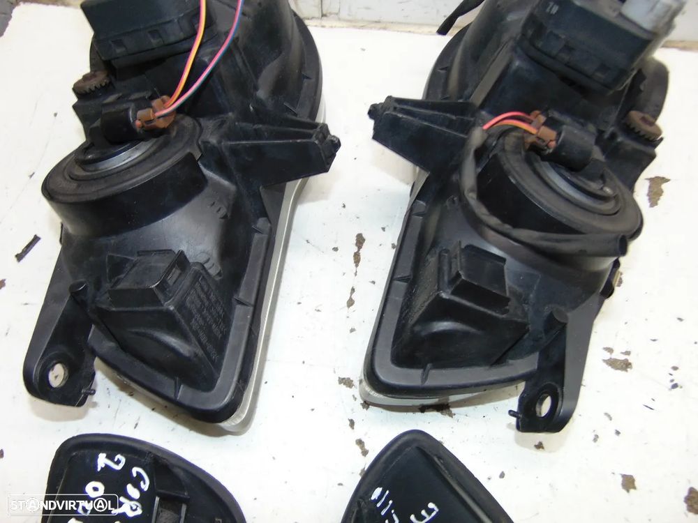 Toyota Corolla E110 faróis - 9