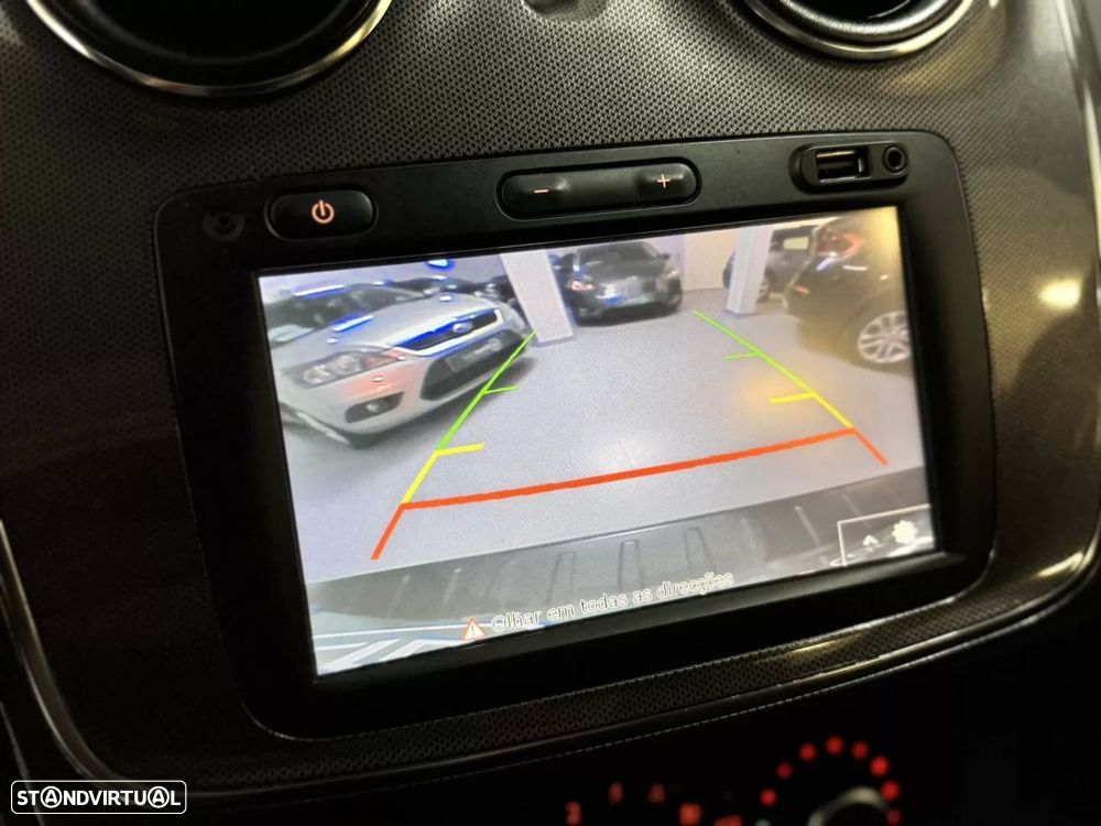 Dacia Logan MCV 0.9 TCe Stepway - 40