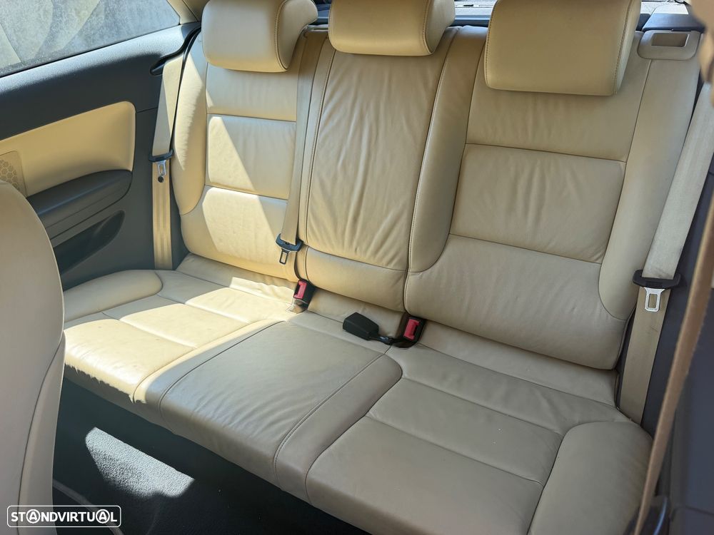 Audi A3 1.6 TDI DPF Ambition - 13