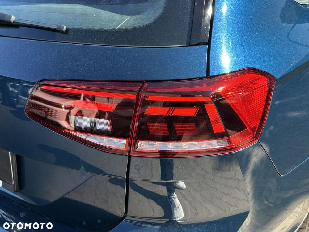 Volkswagen Passat 2.0 TDI EVO Business DSG - 38
