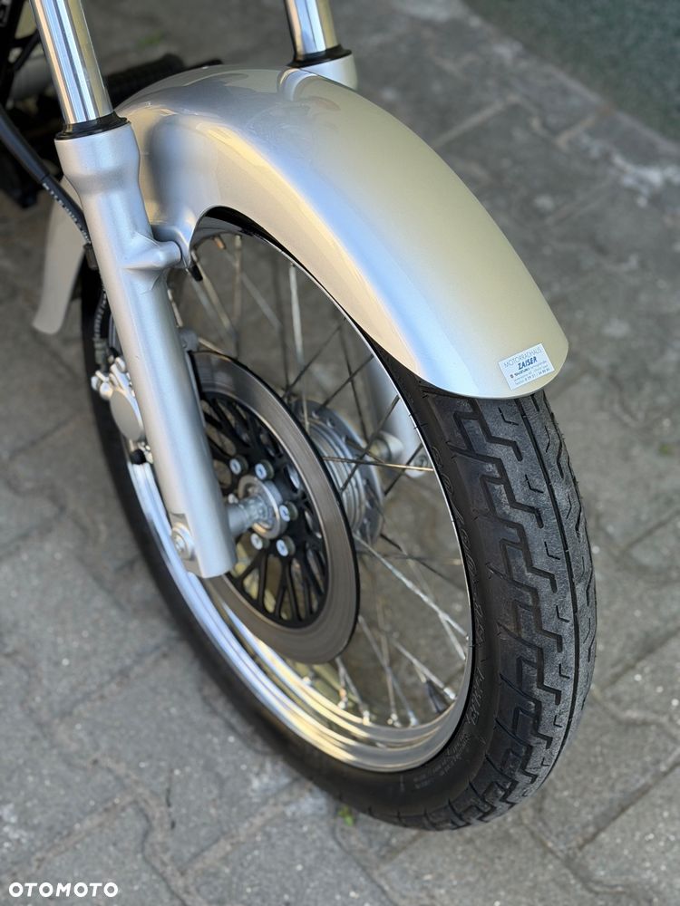 Suzuki Intruder - 4