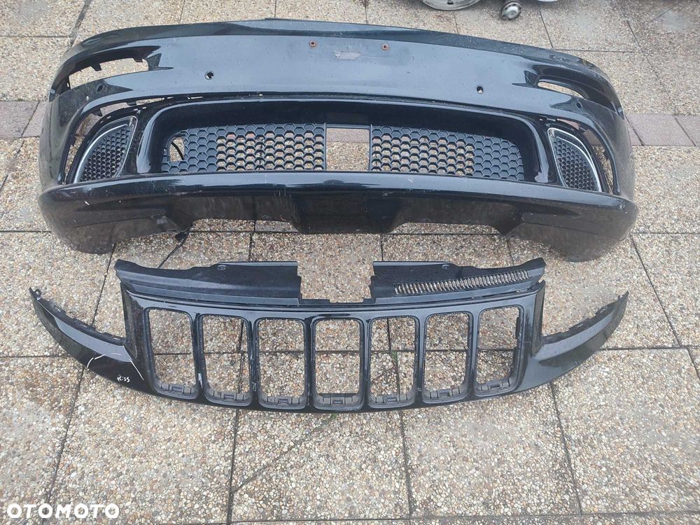 Jeep Grand Cherokee SRT zderzak przedni 2014-17 - 2