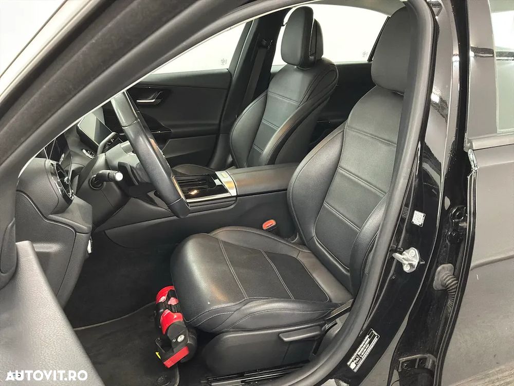 Mercedes-Benz C 180 MHEV - 13