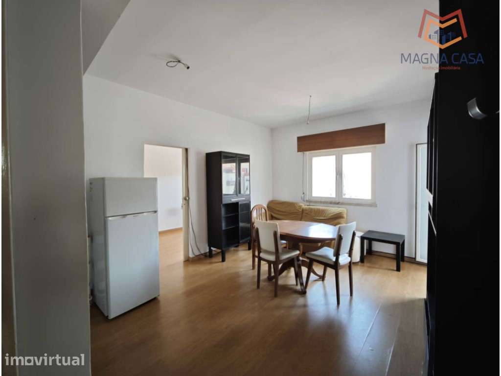 Apartamento T1+1 (3 assoalhadas) com varanda, Reboleira. - Grande imagem: 2/17