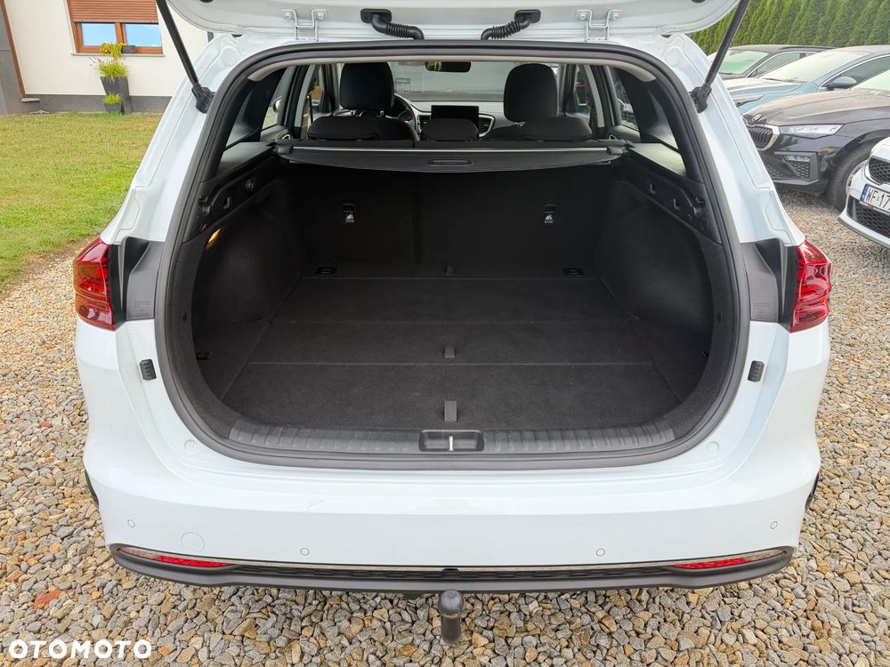 Kia Ceed 1.5 T-GDI M - 16
