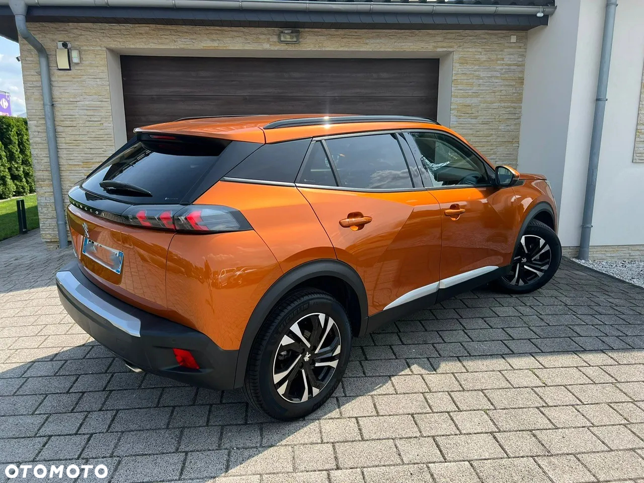 Peugeot 2008 - 9