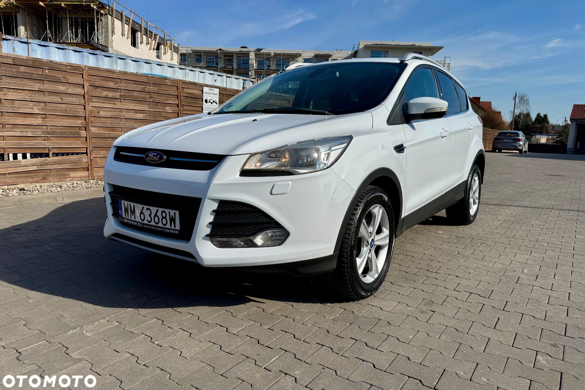 Ford Kuga - 1