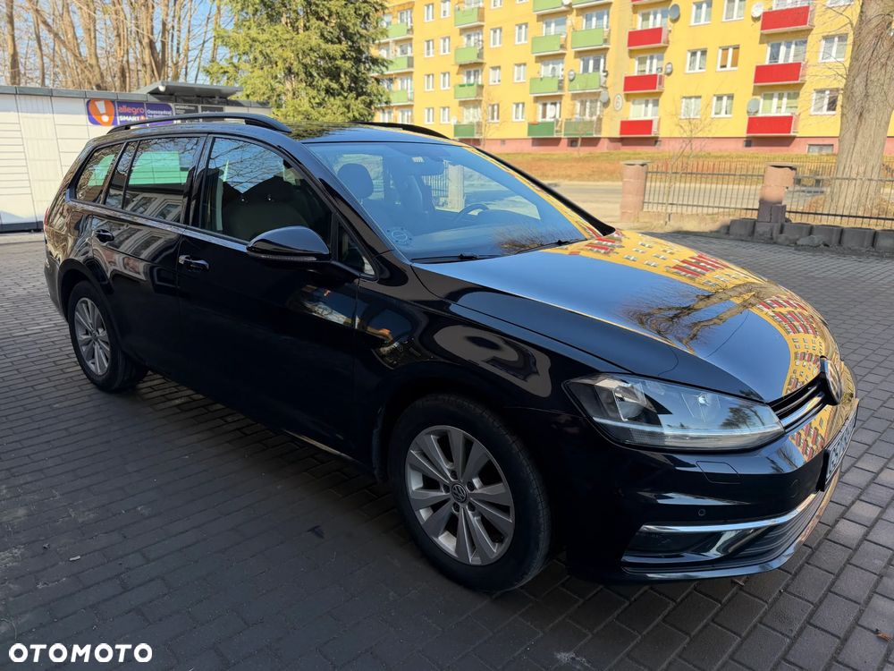 Volkswagen Golf 1.6 TDI SCR DSG Comfortline - 18