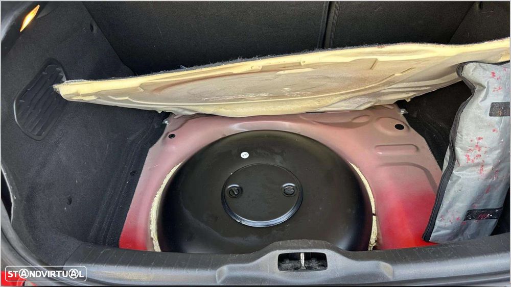 Citroën C4 Cactus 1.2 PureTech Shine - 18