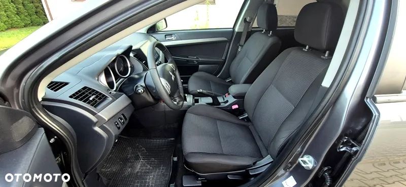 Mitsubishi Lancer 1.8 Instyle NAVI LPG - 9