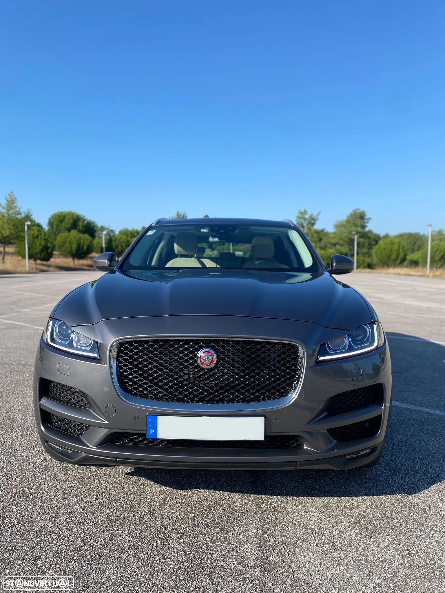 Jaguar F-Pace 2.0 i4D Prestige AWD Aut. - 1