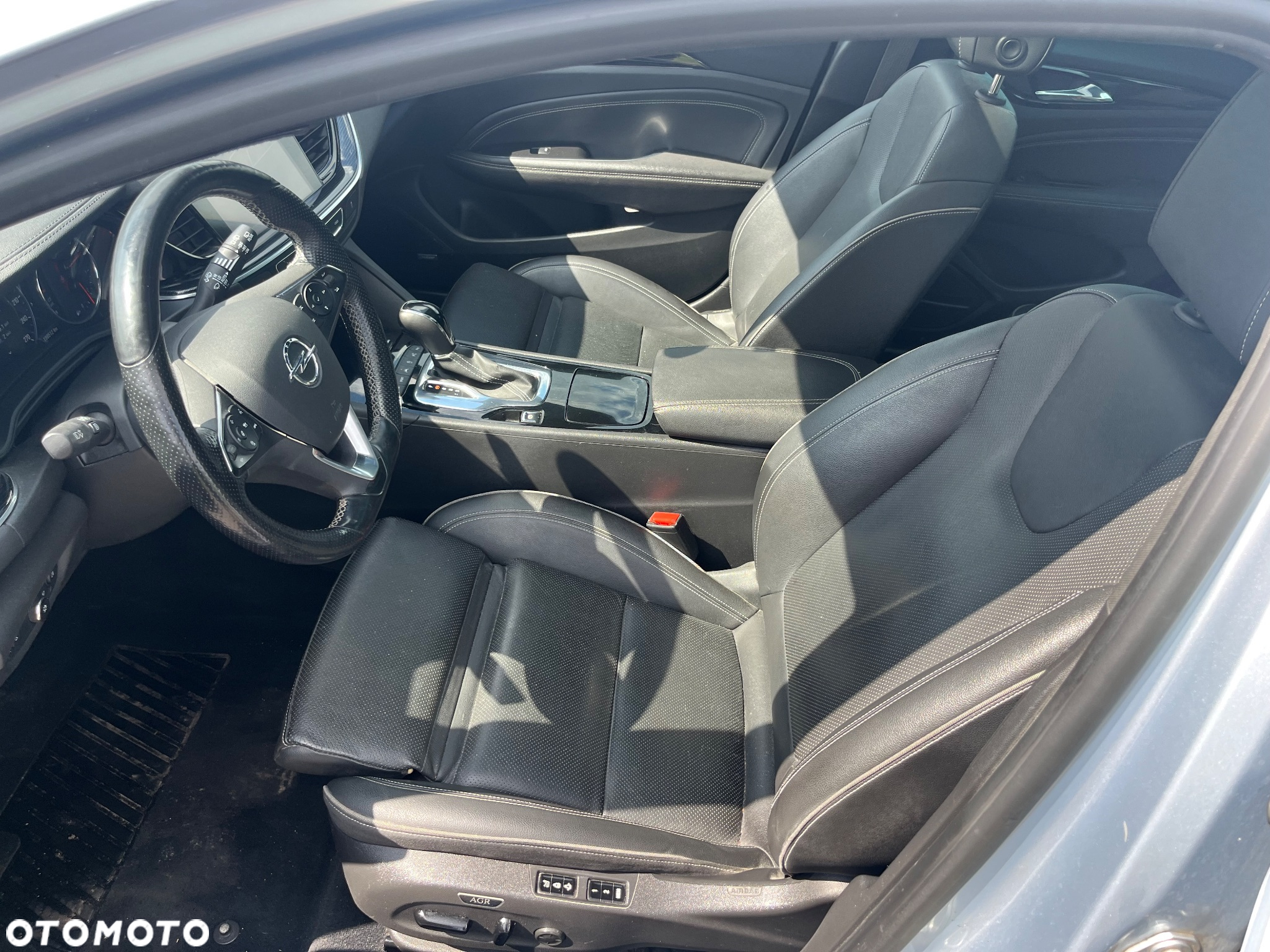 Opel Insignia - 11