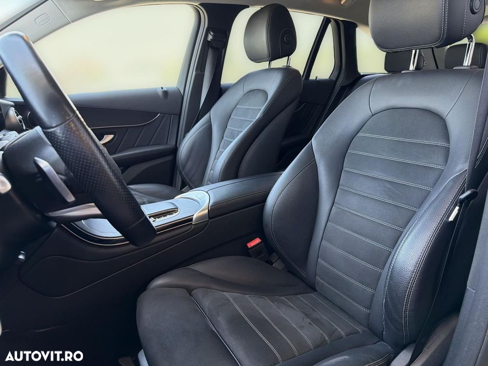 Mercedes-Benz GLC 300 4MATIC MHEV - 16