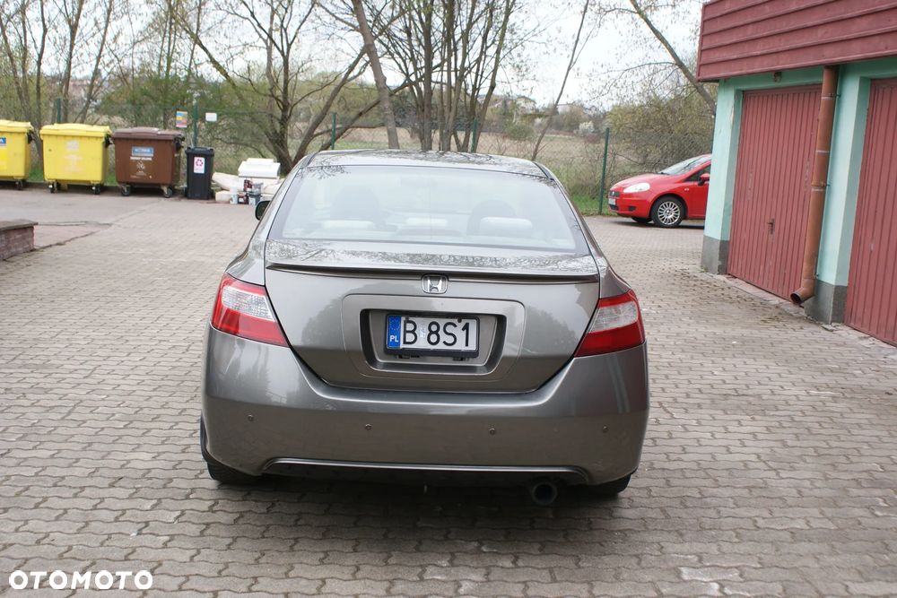 Honda Civic 1.8 LX - 8