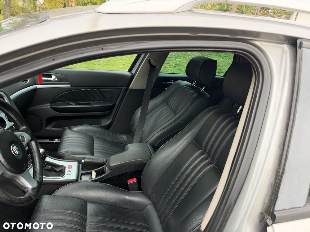 Alfa Romeo 159 - 6