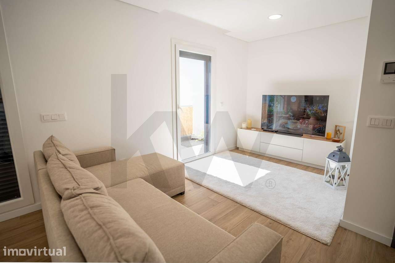 Apartamento T2 Moderno no Centro do Fundão com Vista para a Serra da E - Grande imagem: 5/47