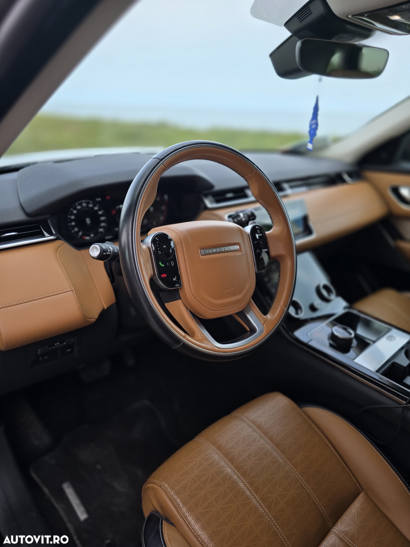 Land Rover Range Rover Velar 2.0 - 13