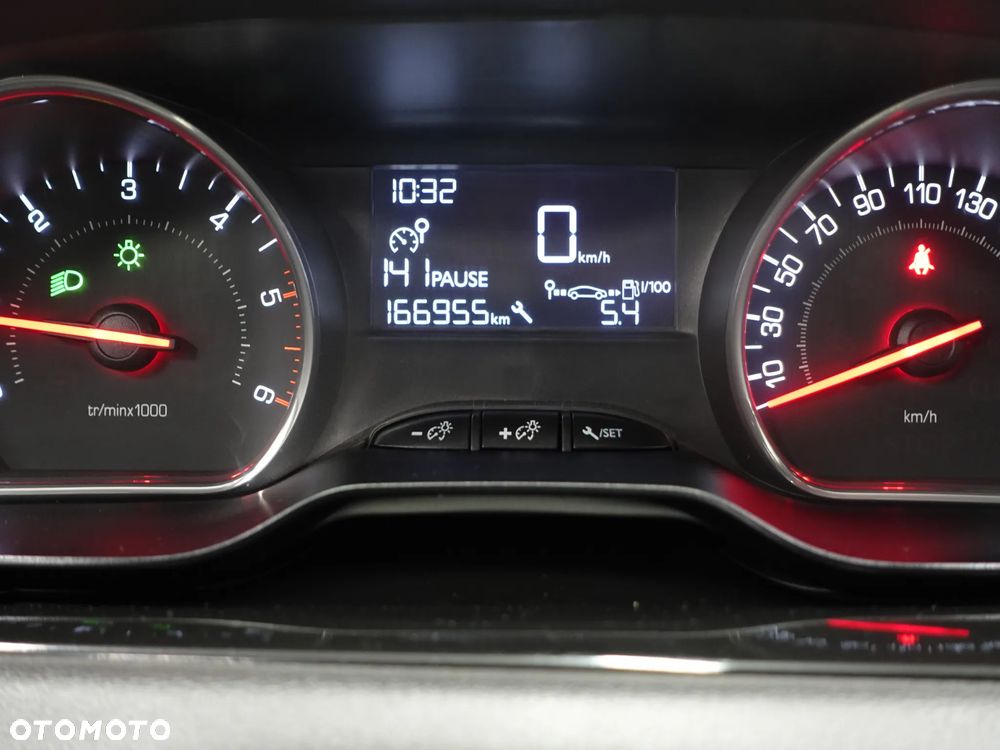 Peugeot 208 1.4 HDi Active - 37