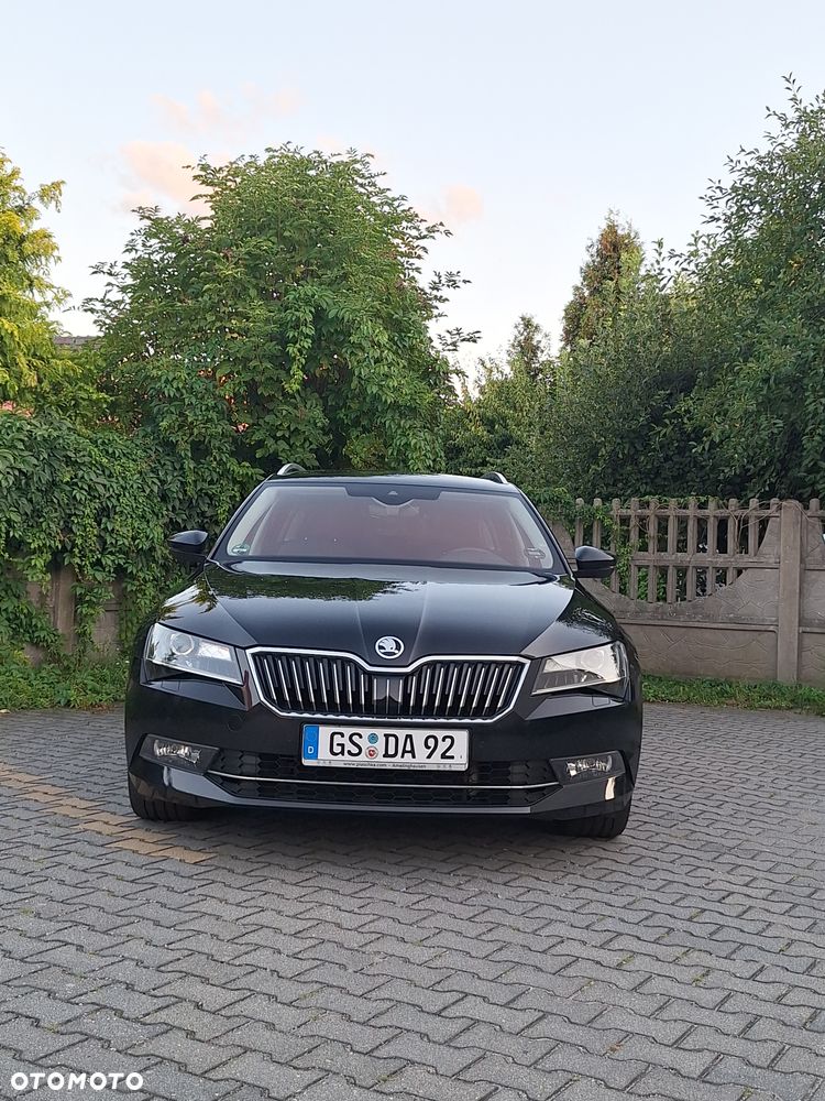 Skoda Superb 2.0 TDI DSG L&K - 2