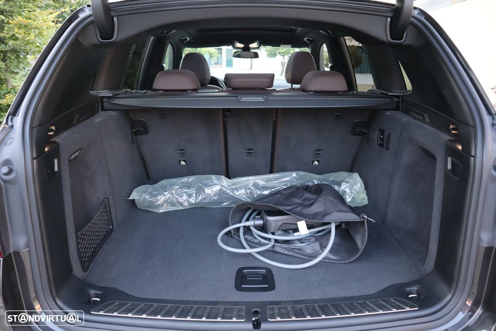 BMW iX3 Inspiring - 13