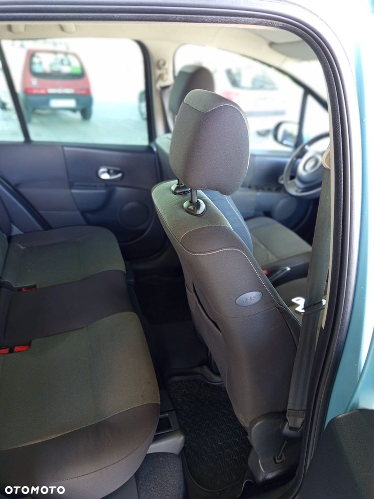 Renault Modus - 13