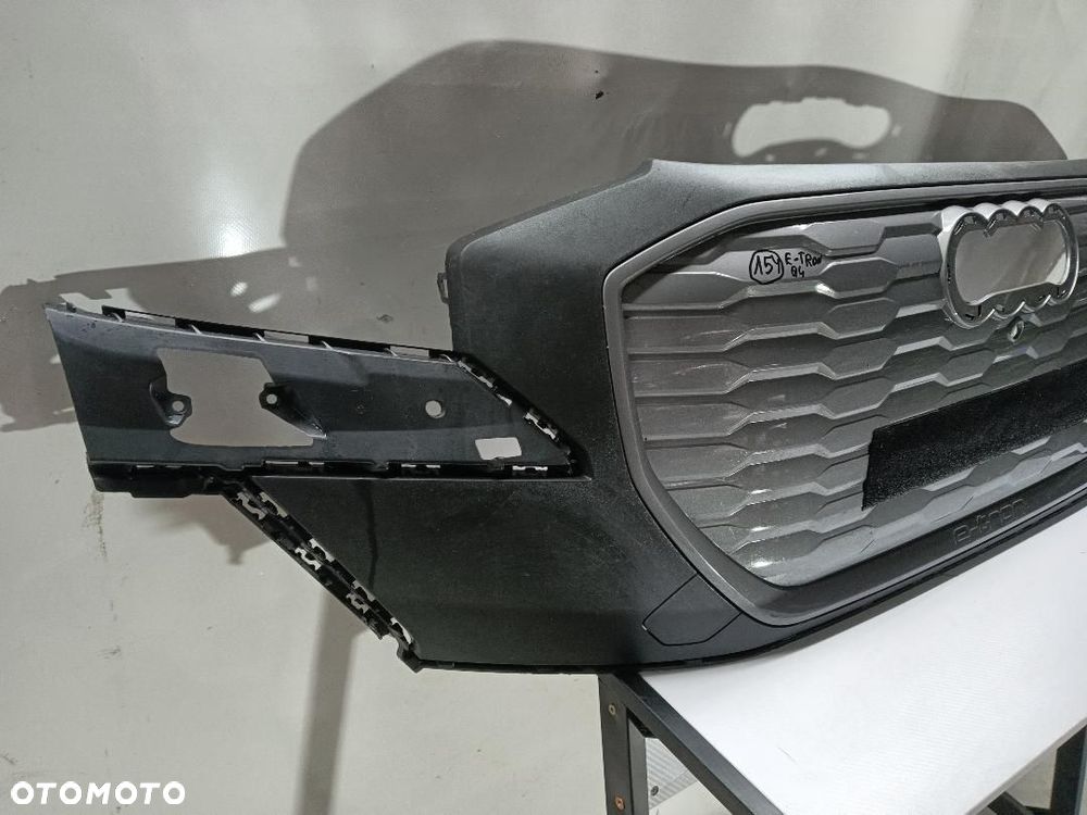 GRILL ATRAPA ZDERZAKA AUDI Q4 E-TRON 89A807725 - 2