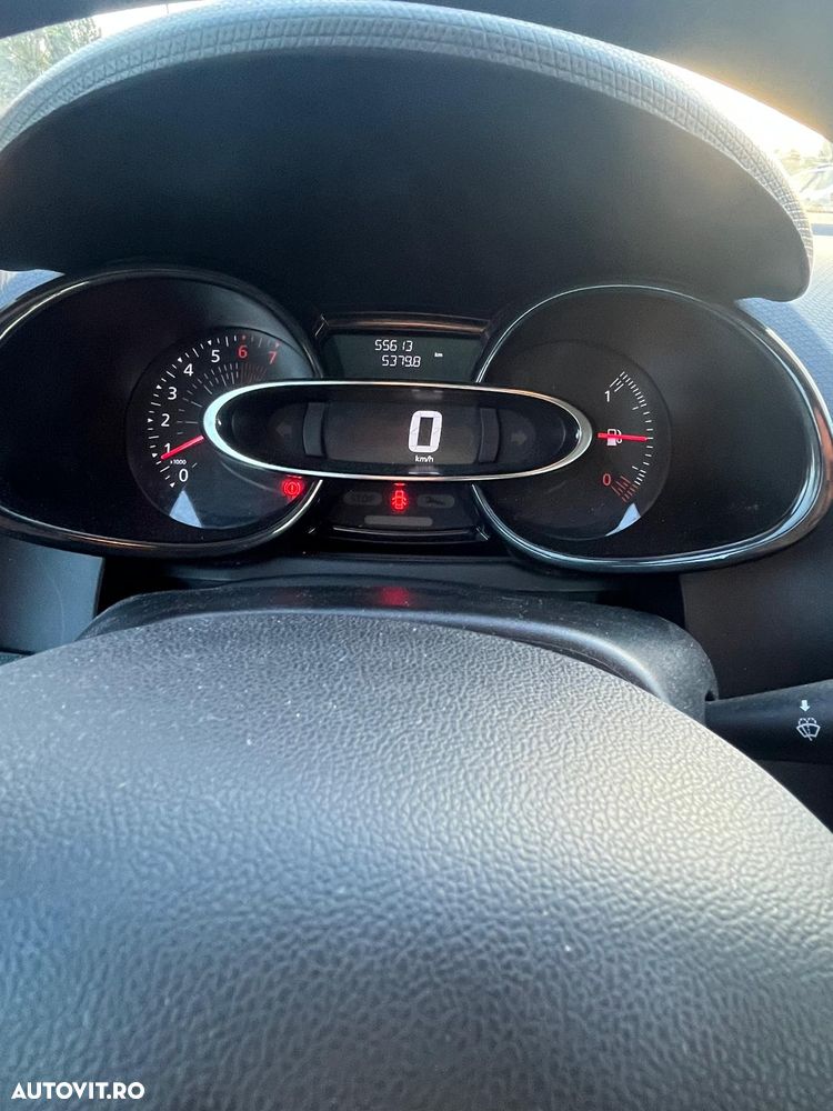 Renault Clio TCe Life - 12