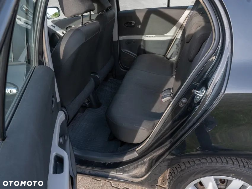 Toyota Yaris 1.0 Luna A/C - 7