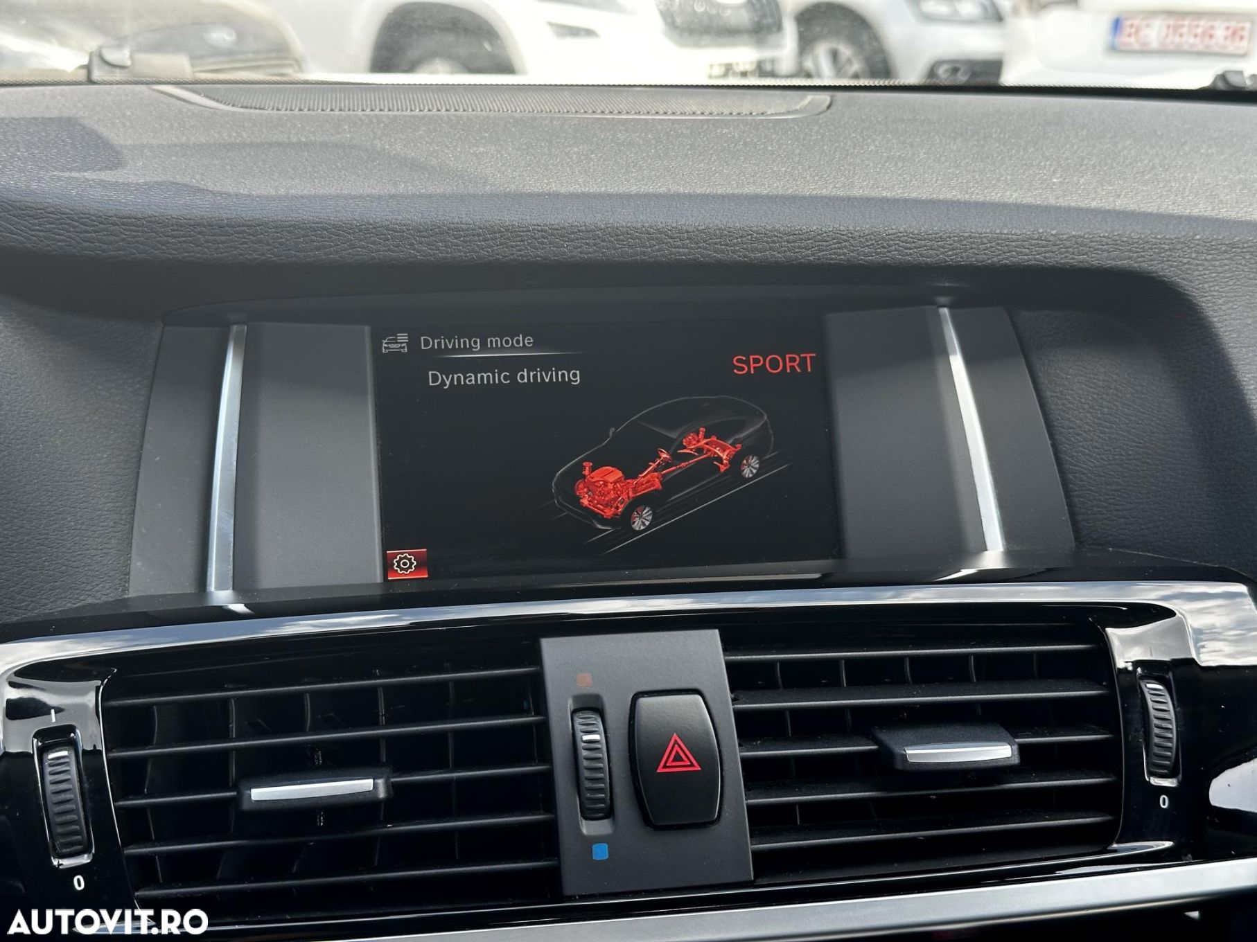 BMW X4 xDrive20d - 14