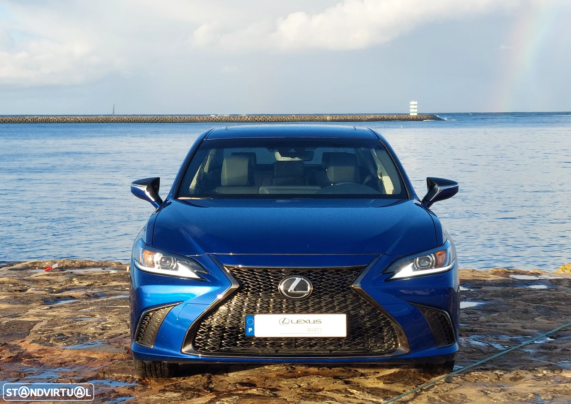Lexus es-300h Sport - 6