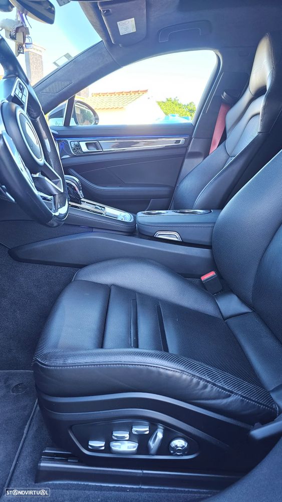 Porsche Panamera Sport Turismo - 9