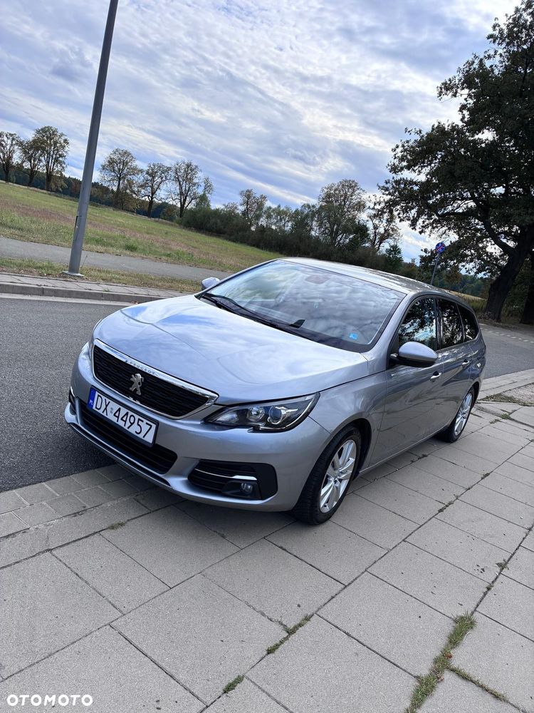 Peugeot 308, 2017
