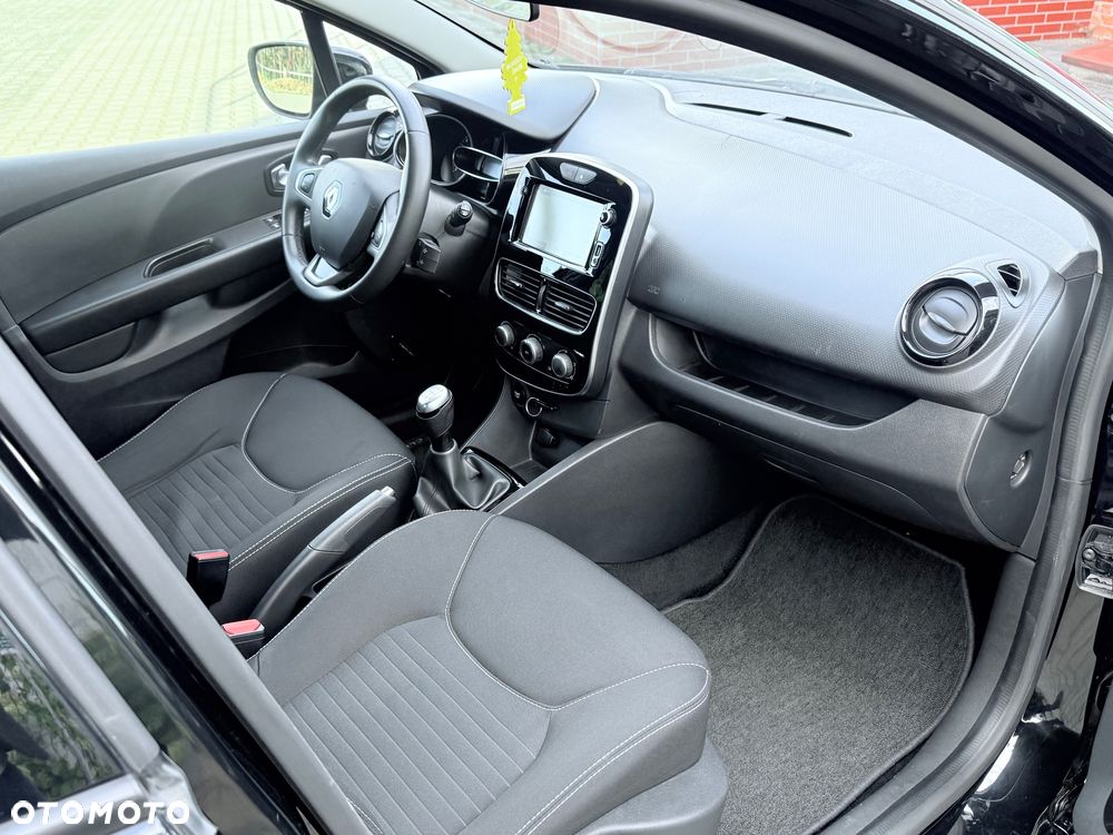 Renault Clio 1.2 16V 75 LIMITED 2018 - 29