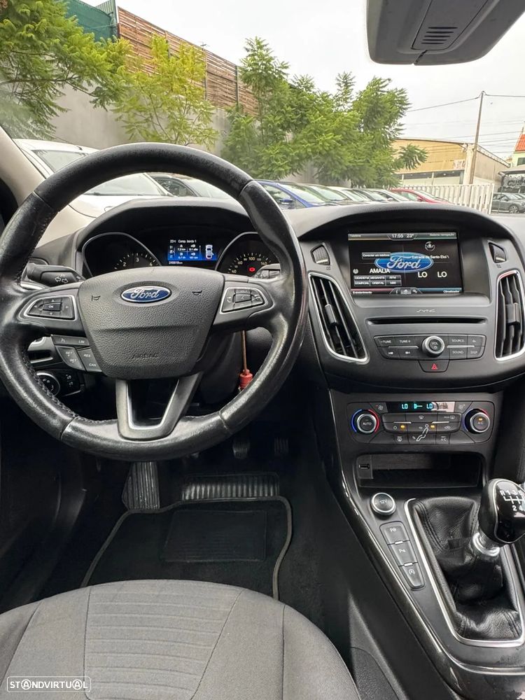Ford Focus SW 1.5 TDCi Titanium - 11