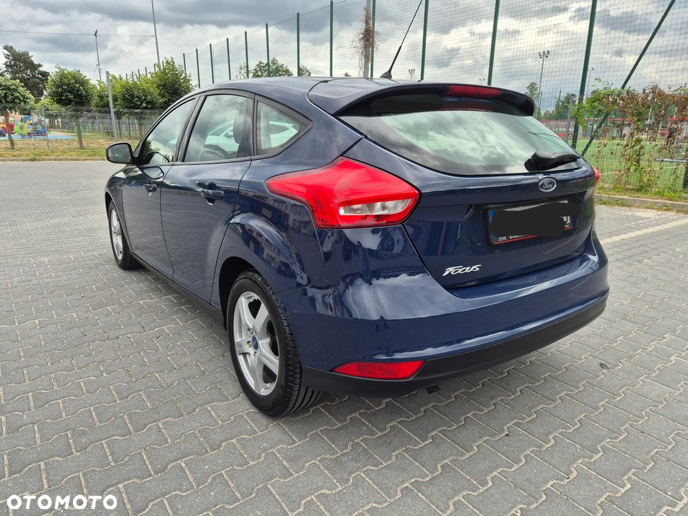 Ford Focus 1.6 Trend - 4