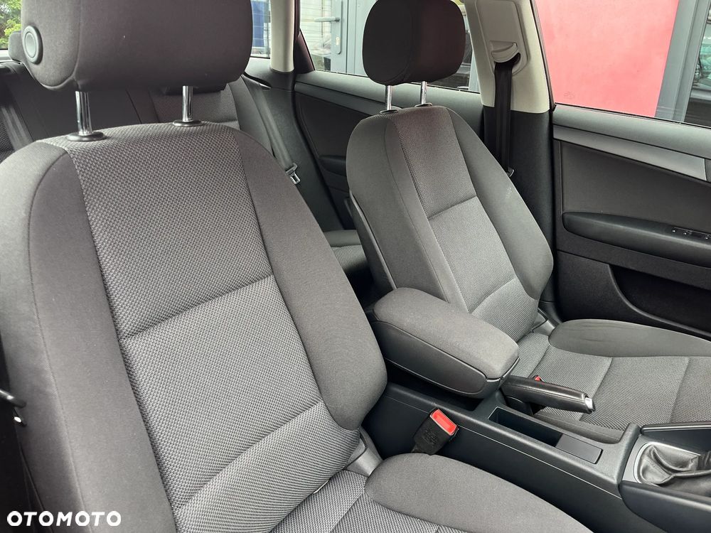 Audi A3 Sportback 1.2 TFSI Attraction - 17