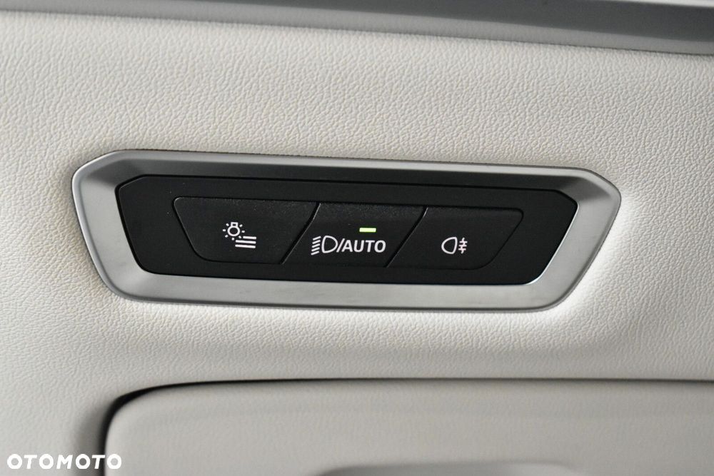 BMW X7 - 14