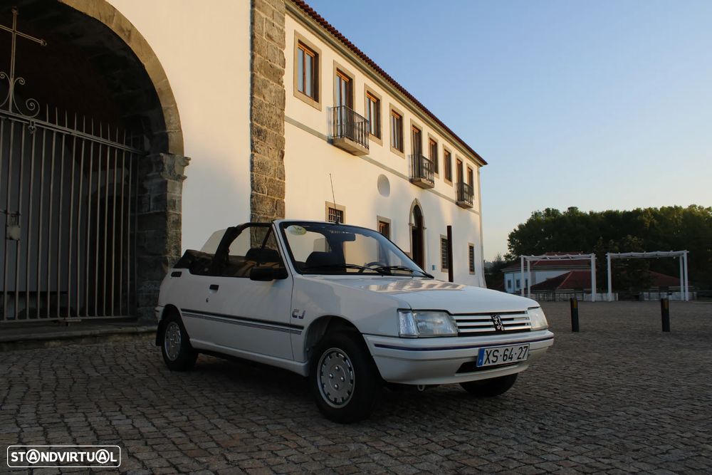 Peugeot 205 Cabrio 1.4 CT - 32