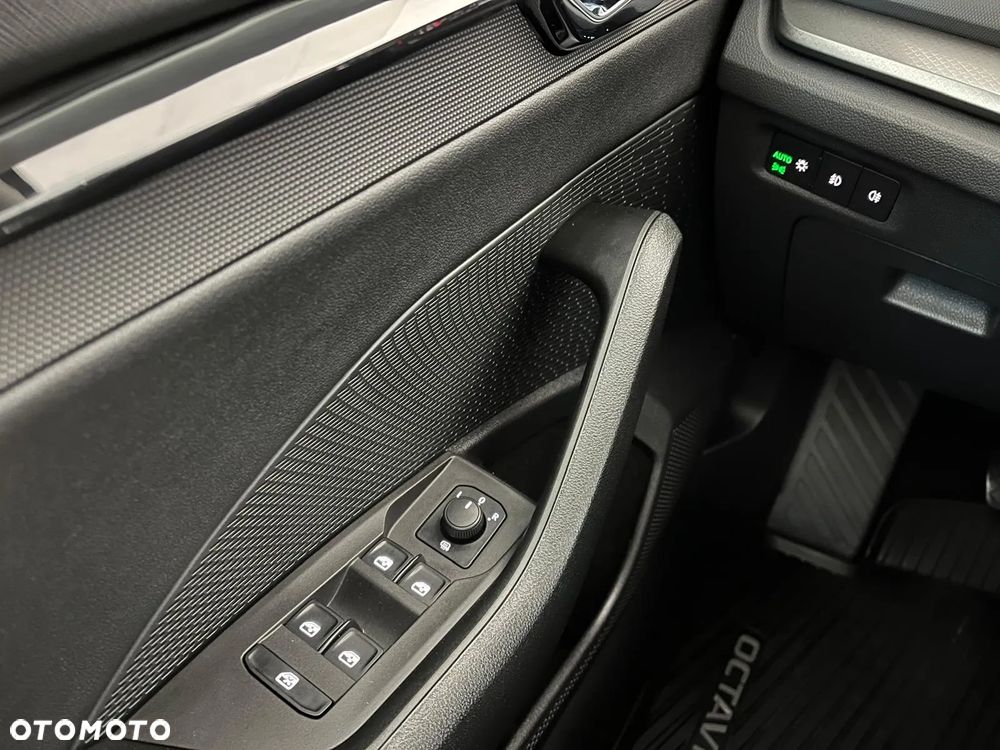 Skoda Octavia 2.0 TDI Ambition - 29