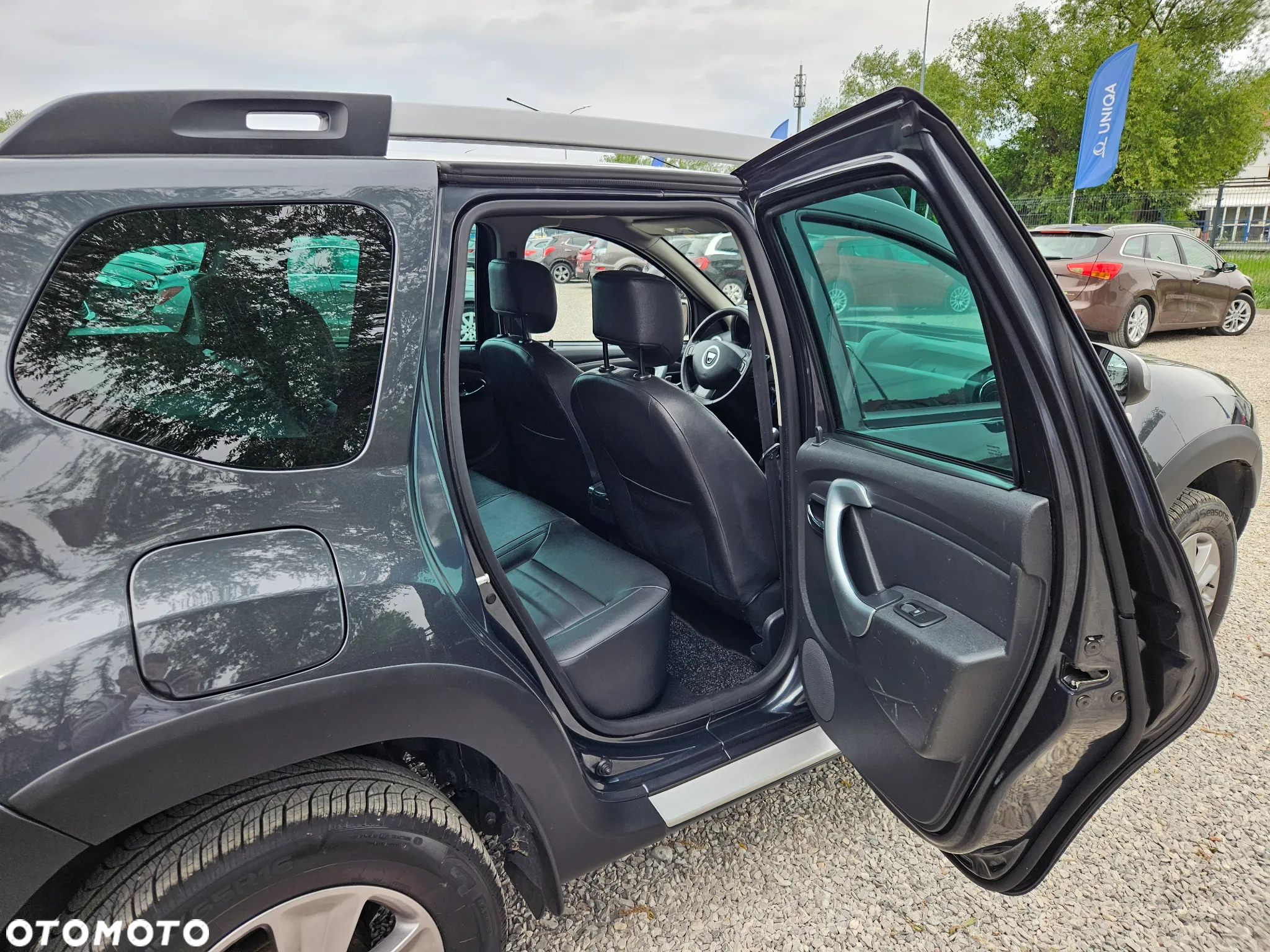Dacia Duster 1.6 SCe Essential - 30