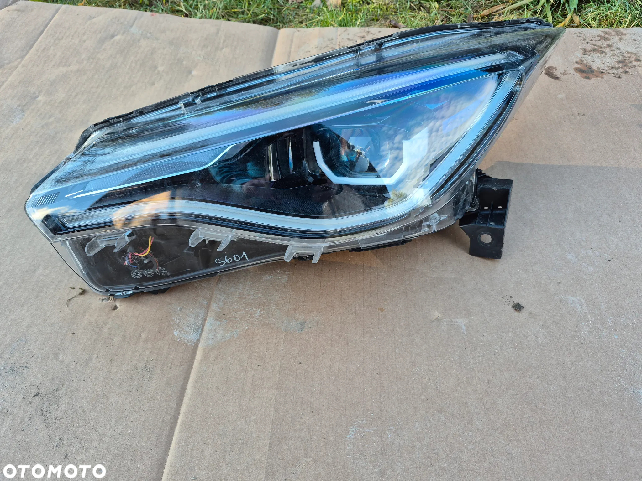RENAULT ZOE II MASKA BŁOTNIK PRAWY PAS PRZEDNI CHŁODNICE LAMPY KOD LAKIERU TEKQA - 20