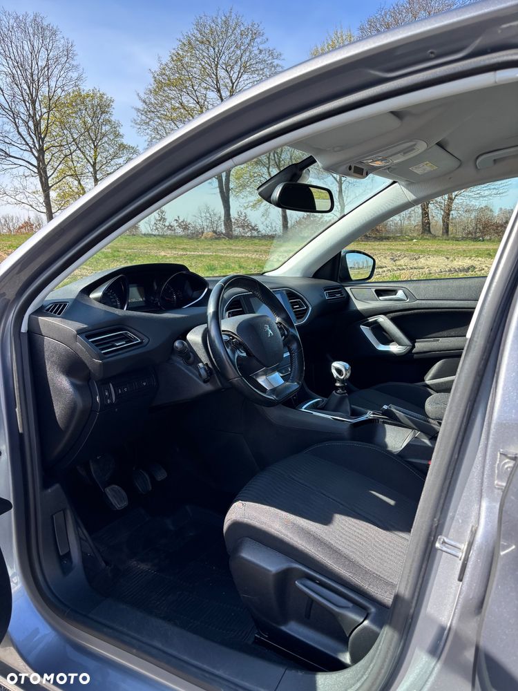 Peugeot 308 1.2 PureTech Active S&S - 6
