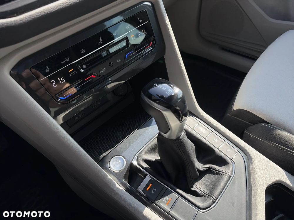 Volkswagen Tiguan 1.5 TSI EVO Elegance DSG - 20